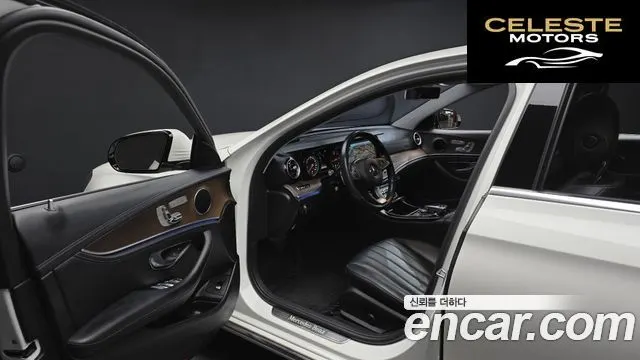 MERCEDES BENZ E-Classe W213 E220d Exclusive 2018 — photo 10 sur 20