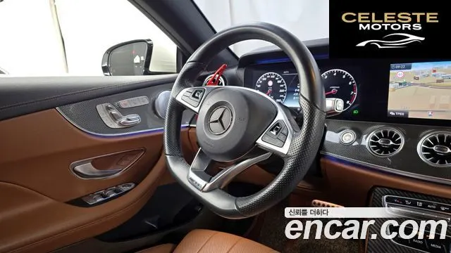 MERCEDES BENZ E-Classe W213 E400 4MATIC Coupé 2017 — photo 13 sur 20