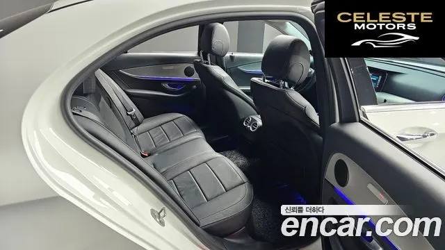 MERCEDES BENZ E-Classe W213 E200 Avantgarde 2017 — photo 12 sur 20