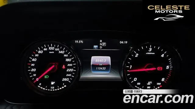 MERCEDES BENZ E-Classe W213 E220d Cabriolet 2018 — photo 8 sur 20