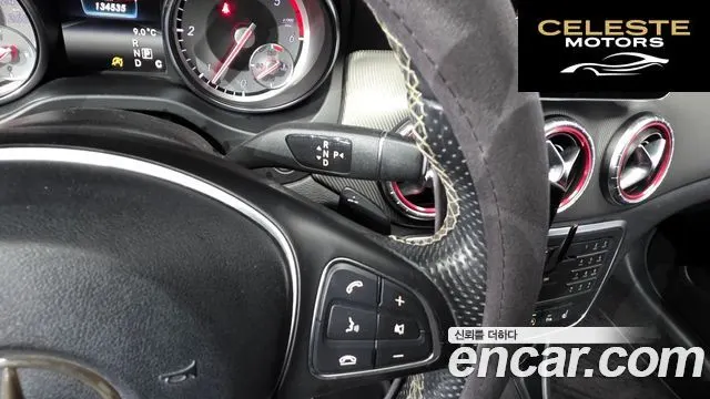 MERCEDES BENZ CLA-Classe C117 CLA200 d 2016 — photo 9 sur 26
