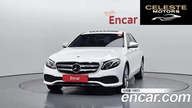 MERCEDES BENZ E-Classe W213 E220d 4MATIC Avantgarde 2017 — photo 3 sur 20