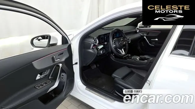 MERCEDES BENZ A-Classe W177 A220 Berline 2023 — photo 10 sur 20