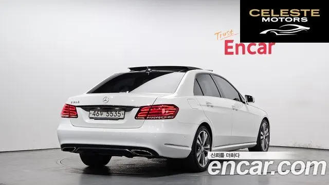 MERCEDES BENZ E-Classe W212 E300 Avantgarde 2014 — photo 2 sur 26