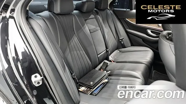 MERCEDES BENZ E-Classe W213 E300 4MATIC Exclusive 2020 — photo 12 sur 20
