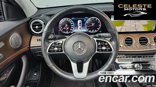 MERCEDES BENZ E-Classe W213 E300 4MATIC Exclusive 2020 — photo 13 sur 20