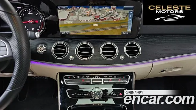MERCEDES BENZ E-Classe W213 E220d Avantgarde 2017 — photo 13 sur 20
