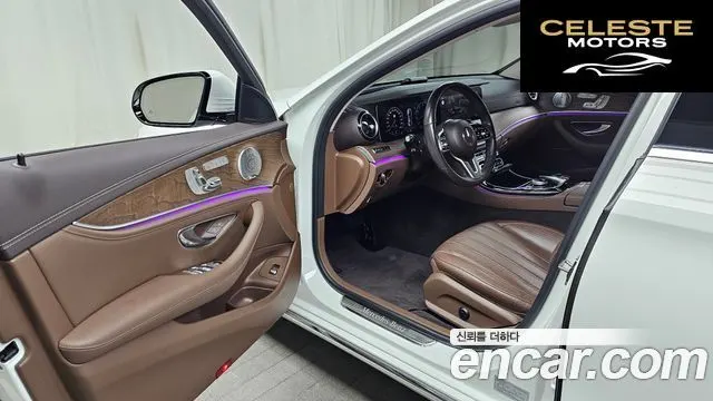 MERCEDES BENZ E-Classe W213 E300 4MATIC Exclusive 2020 — photo 10 sur 20