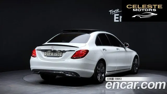MERCEDES BENZ C-Classe W205 C220 d Avantgarde 2018 — photo 2 sur 20