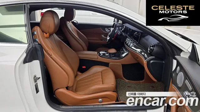 MERCEDES BENZ E-Classe W213 E400 4MATIC Coupé 2017 — photo 11 sur 20