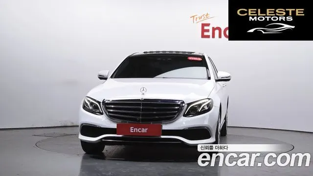 MERCEDES BENZ E-Classe W213 E300 4MATIC Exclusive 2018 — photo 2 sur 20