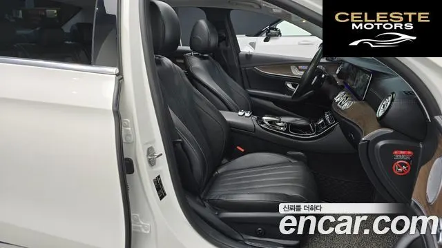 MERCEDES BENZ E-Classe W213 E300 4MATIC Exclusive 2018 — photo 9 sur 20