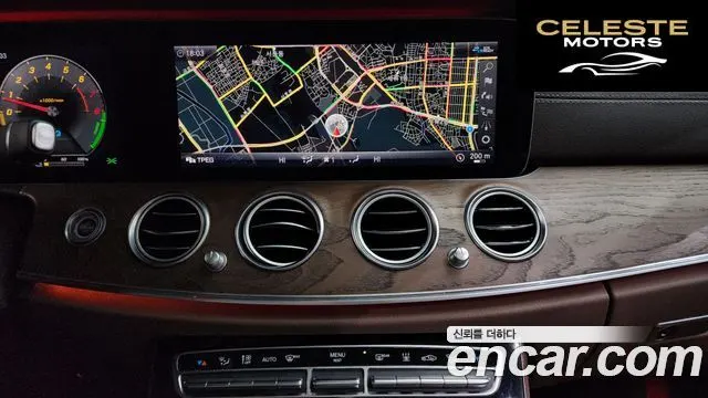 MERCEDES BENZ E-Classe W213 E300e 4MATIC Exclusive 2020 — photo 14 sur 20