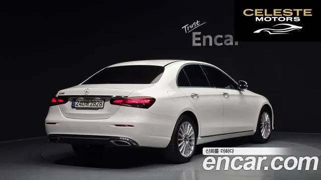 MERCEDES BENZ E-Classe W213 E250 Exclusive 2022 — photo 2 sur 20