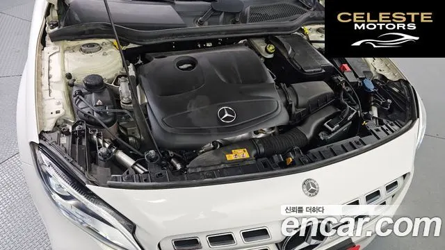 MERCEDES BENZ GLA-Classe X156 GLA220 2019 — photo 5 sur 20