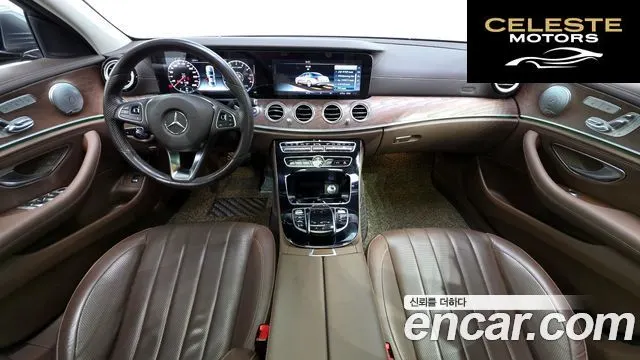 MERCEDES BENZ E-Classe W213 E300 Exclusive 2017 — photo 7 sur 26