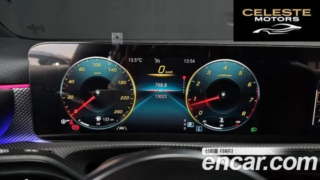 MERCEDES BENZ A-Classe W177 A220 Berline 2022 — photo 8 sur 20