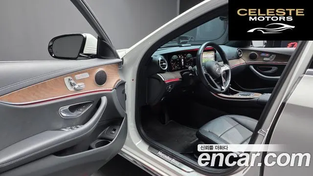MERCEDES BENZ E-Classe W213 E220d 4MATIC Exclusive 2021 — photo 10 sur 26