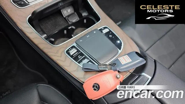 MERCEDES BENZ E-Classe W213 E220d 4MATIC Exclusive 2021 — photo 9 sur 26