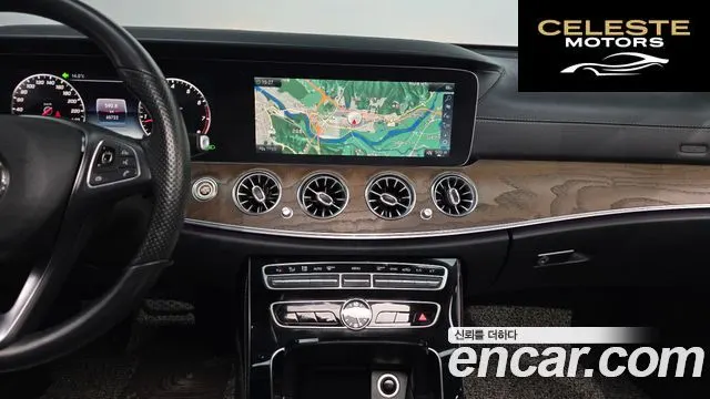 MERCEDES BENZ E-Classe W213 E300 4MATIC Exclusive 2018 — photo 14 sur 20
