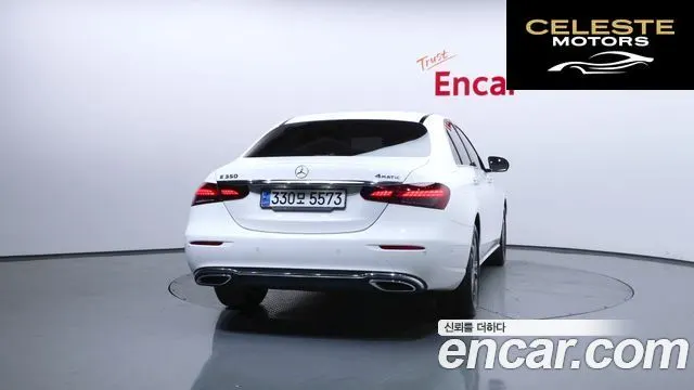 MERCEDES BENZ E-Classe W213 E350 4MATIC Avantgarde 2022 — photo 3 sur 20