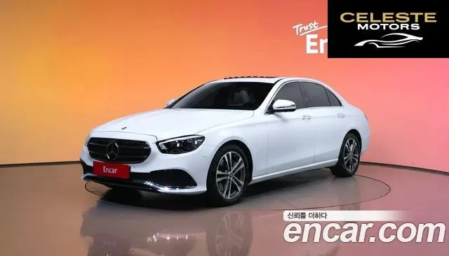 MERCEDES BENZ E-Classe W213 E350 4MATIC Avantgarde 2022 — photo 20 sur 20