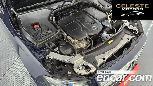 MERCEDES BENZ E-Classe W213 E220d Avantgarde 2017 — photo 5 sur 20