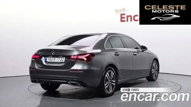 MERCEDES BENZ A-Classe W177 A220 Berline 2022 — photo 2 sur 20