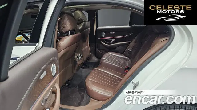 MERCEDES BENZ E-Classe W213 E220d Exclusive 2017 — photo 11 sur 20