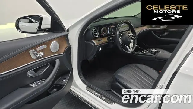 MERCEDES BENZ E-Classe W213 E300 4MATIC Exclusive 2019 — photo 11 sur 20
