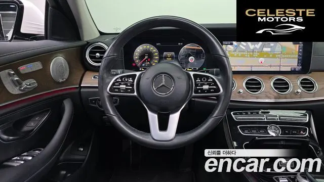MERCEDES BENZ E-Classe W213 E300 4MATIC Exclusive 2019 — photo 13 sur 20