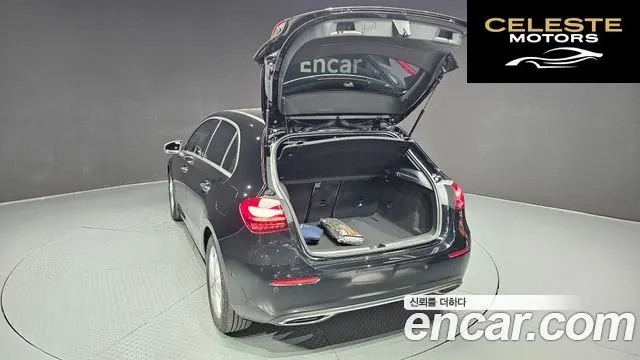 MERCEDES BENZ A-Classe W177 A220 Hatchback 2024 — photo 20 sur 20