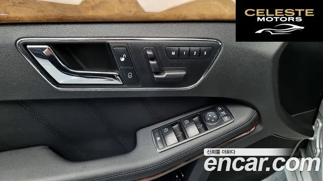 MERCEDES BENZ E-Classe W212 E300 2010 — photo 17 sur 20