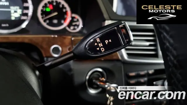 MERCEDES BENZ E-Classe W212 E300 2010 — photo 9 sur 20