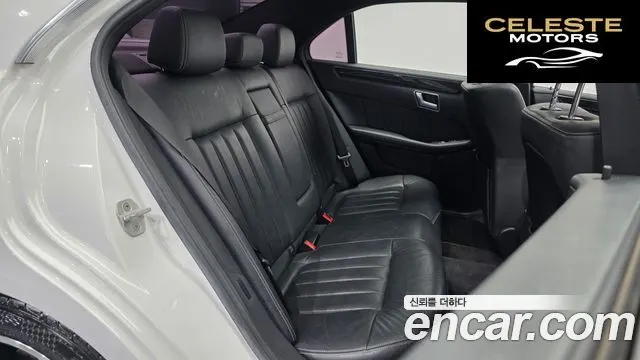 MERCEDES BENZ E-Classe W212 E300 Avantgarde 2014 — photo 12 sur 20