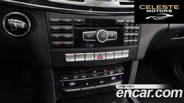 MERCEDES BENZ E-Classe W212 E300 Avantgarde 2014 — photo 16 sur 20
