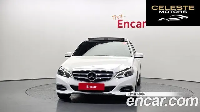 MERCEDES BENZ E-Classe W212 E300 Avantgarde 2014 — photo 3 sur 20