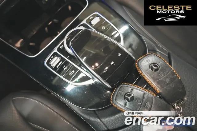 MERCEDES BENZ E-Classe W213 E300 4MATIC Exclusive 2019 — photo 16 sur 26
