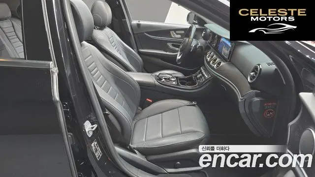 MERCEDES BENZ E-Classe W213 E200 Avantgarde 2018 — photo 10 sur 20