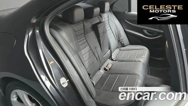 MERCEDES BENZ E-Classe W213 E200 Avantgarde 2018 — photo 12 sur 20