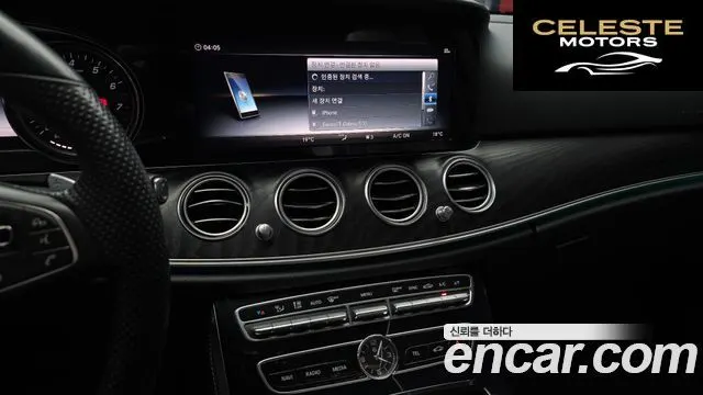 MERCEDES BENZ E-Classe W213 E200 Avantgarde 2018 — photo 15 sur 20