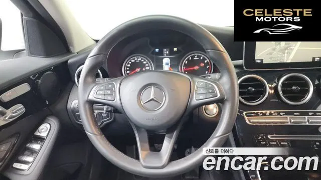 MERCEDES BENZ C-Classe W205 C200 2018 — photo 13 sur 20