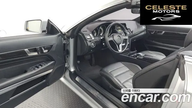 MERCEDES BENZ E-Classe W212 E200 Cabriolet 2017 — photo 10 sur 20