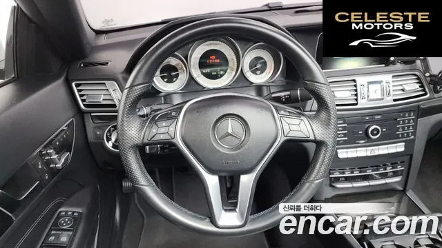 MERCEDES BENZ E-Classe W212 E200 Cabriolet 2017 — photo 12 sur 20