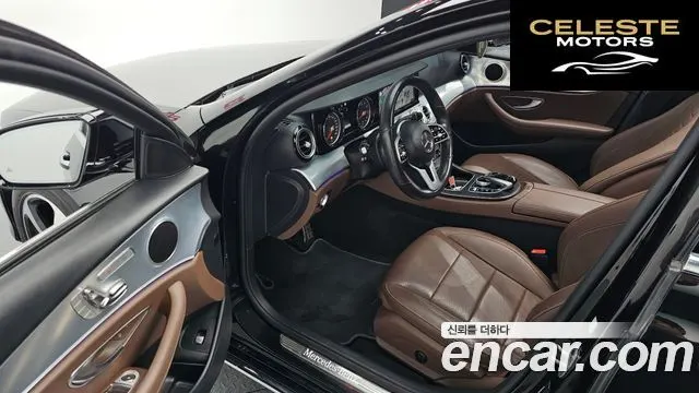 MERCEDES BENZ E-Classe W213 E250 Avantgarde 2020 — photo 11 sur 20