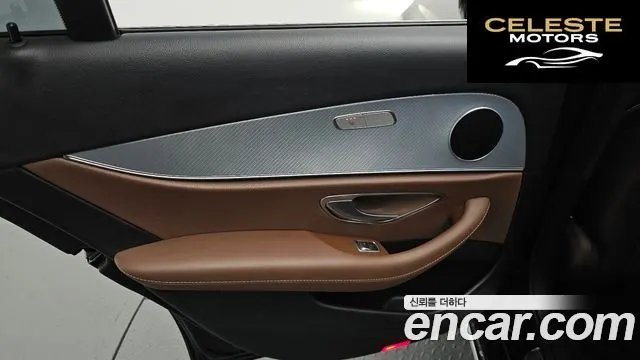 MERCEDES BENZ E-Classe W213 E250 Avantgarde 2020 — photo 18 sur 20