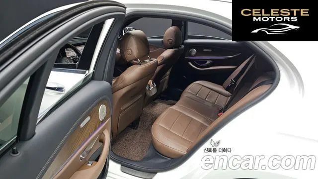 MERCEDES BENZ E-Classe W213 E220d 4MATIC Exclusive 2021 — photo 13 sur 26