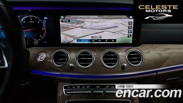 MERCEDES BENZ E-Classe W213 E220d 4MATIC Exclusive 2021 — photo 15 sur 26