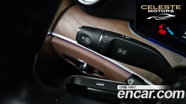 MERCEDES BENZ E-Classe W213 E220d 4MATIC Exclusive 2021 — photo 18 sur 26
