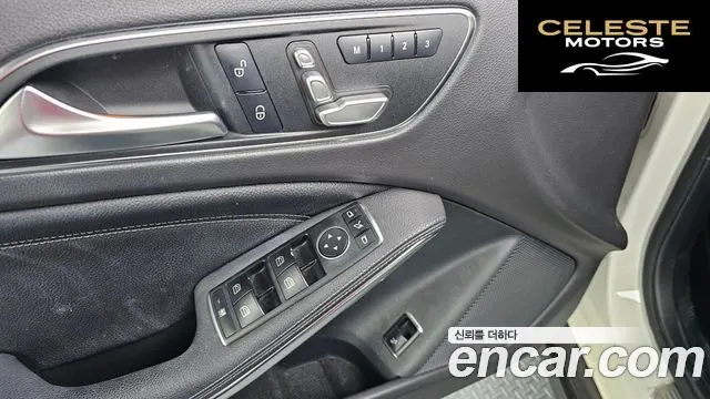 MERCEDES BENZ GLA-Classe X156 GLA220 2019 — photo 14 sur 20